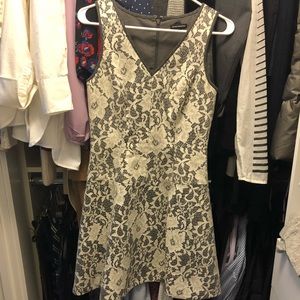 Club Monaco grey and white floral pattern dress